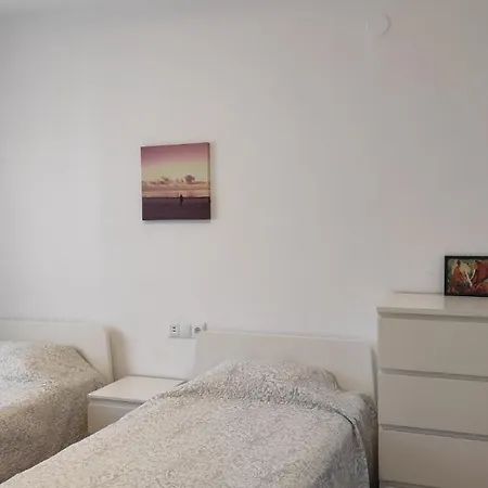 Villa Primera Linea Altaret *